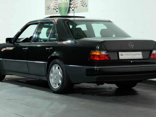 Mercedes-Benz E 500