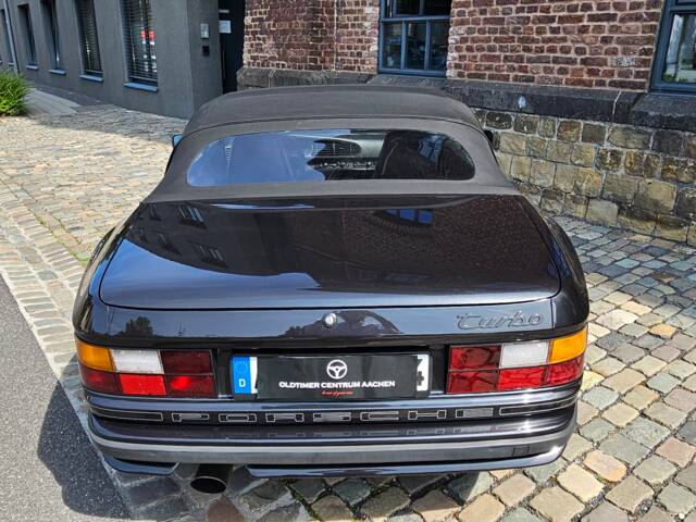 Porsche 944 Turbo