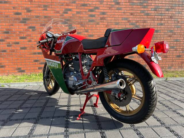 Ducati 900 MHR