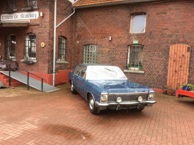 Bild 1/15 von Opel Diplomat 2,8 E (1970)