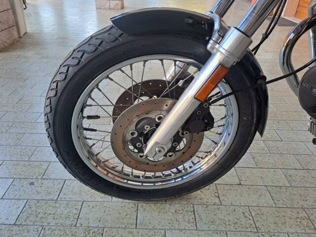 Moto Guzzi Nevada 750