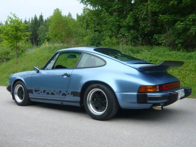 Porsche 911 Carrera 2.7