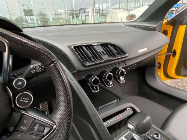 Audi R8 V10 Spyder