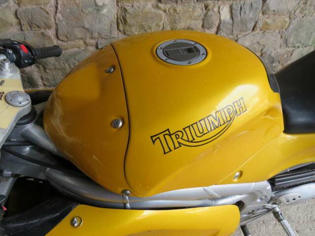 Triumph Daytona T595