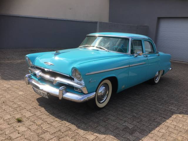 Image 1/12 of Plymouth Savoy (1955)