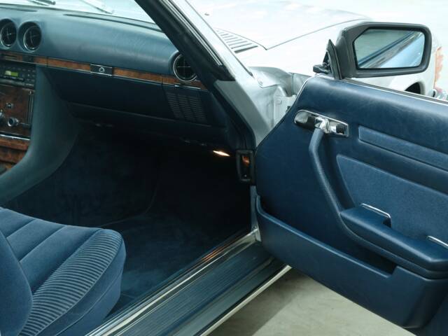 Mercedes-Benz 500 SLC