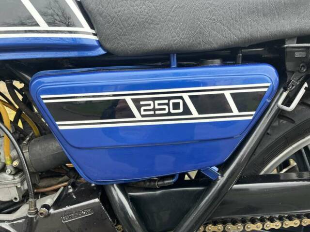 Yamaha RD 250