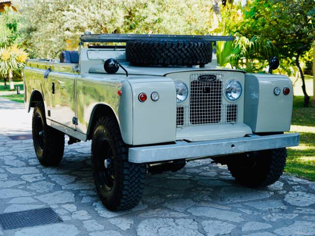 Image 1/100 de Land Rover 88 (1968)