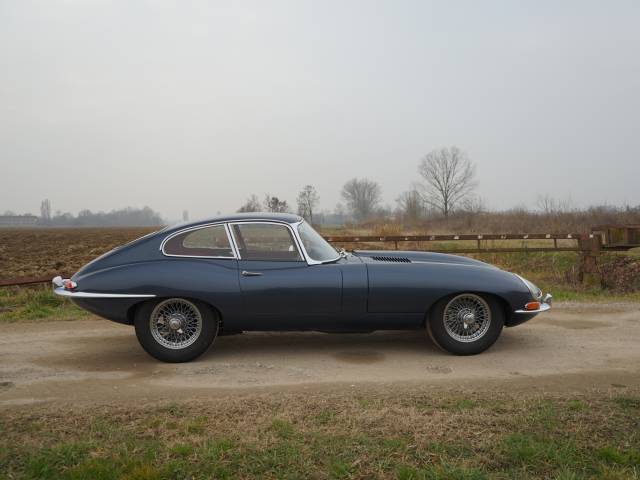 Jaguar E-Type 3.8