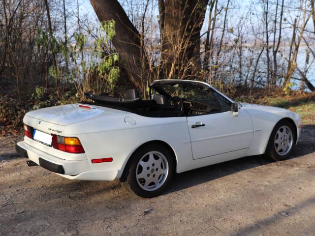 Porsche 944 S2 - Hinten