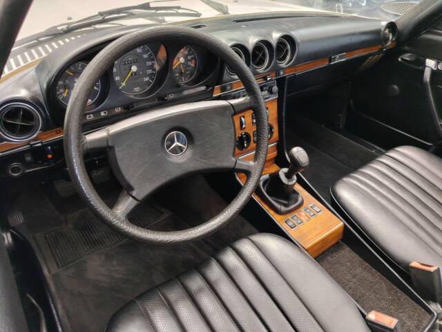 Mercedes-Benz 280 SL