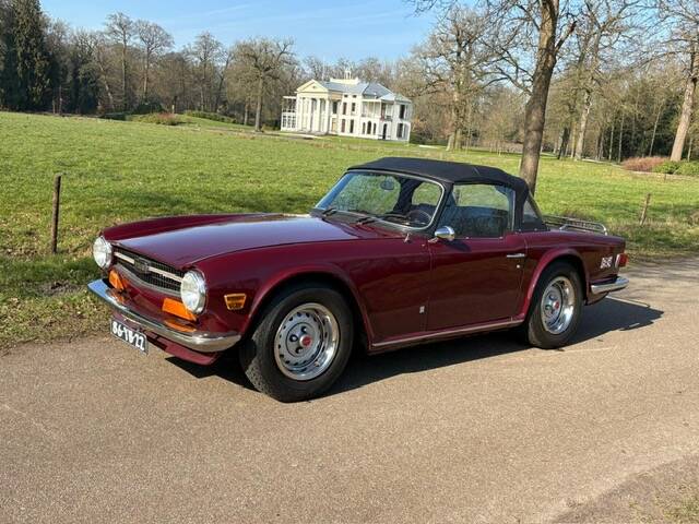 Immagine 1/11 di Triumph TR 6 (1974)