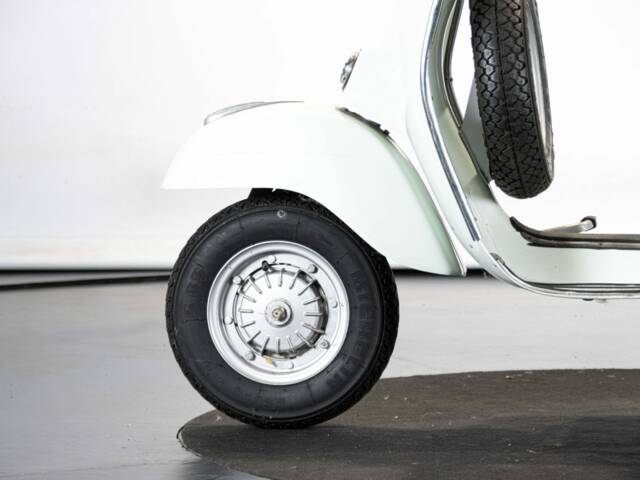 Piaggio Vespa 125 Super