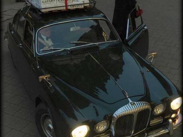 Immagine 1/19 di Daimler Sovereign 4.2 (1969)