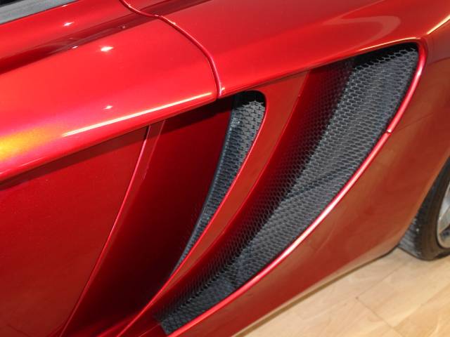 McLaren MP4-12C