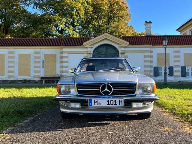 Imagen 1/99 de Mercedes-Benz 280 SL (1984)