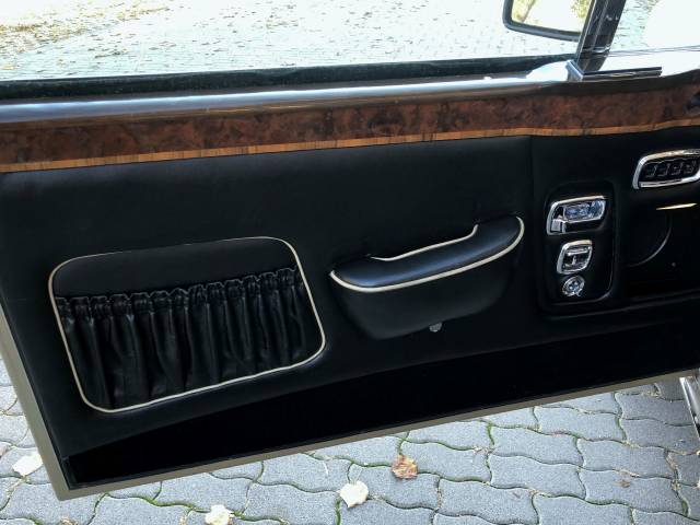 Rolls-Royce Corniche I
