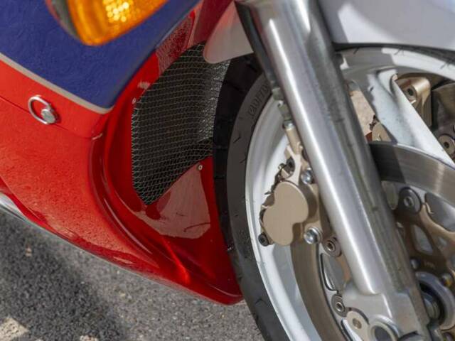 Honda VFR 750R RC 30