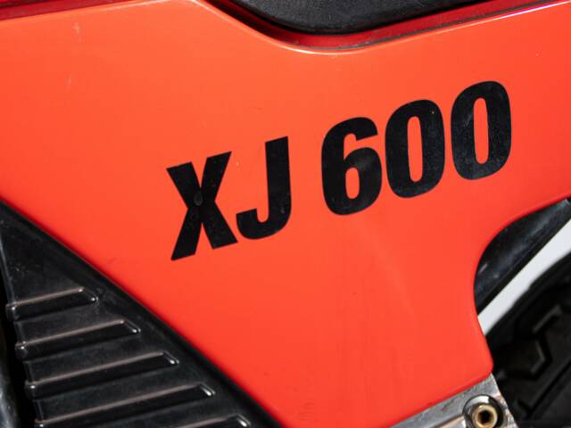 Yamaha XJ 600