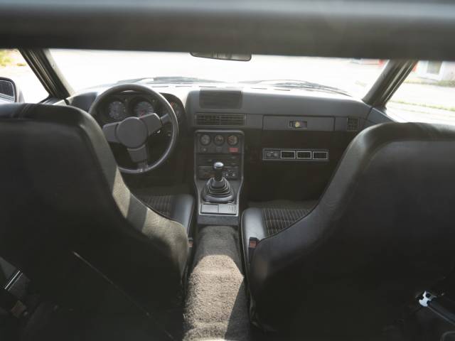 Porsche 924