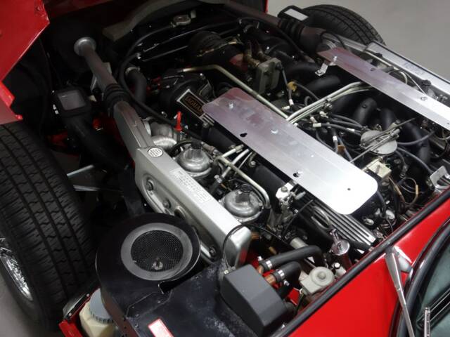 Jaguar E-Type V12