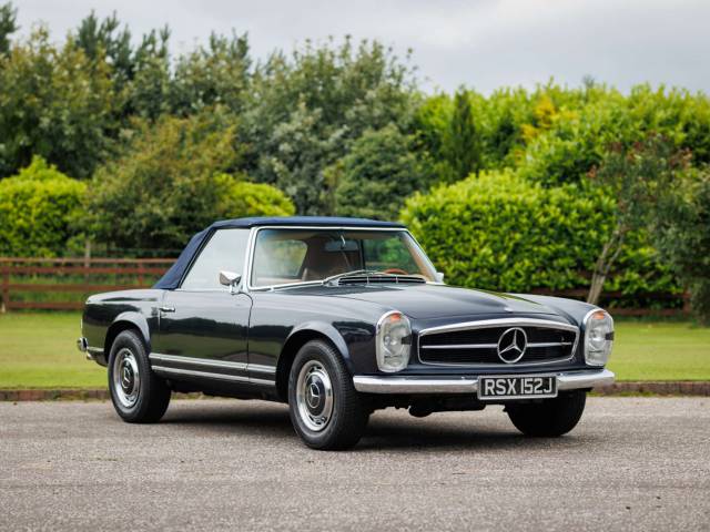 Image 1/50 of Mercedes-Benz 280 SL (1971)