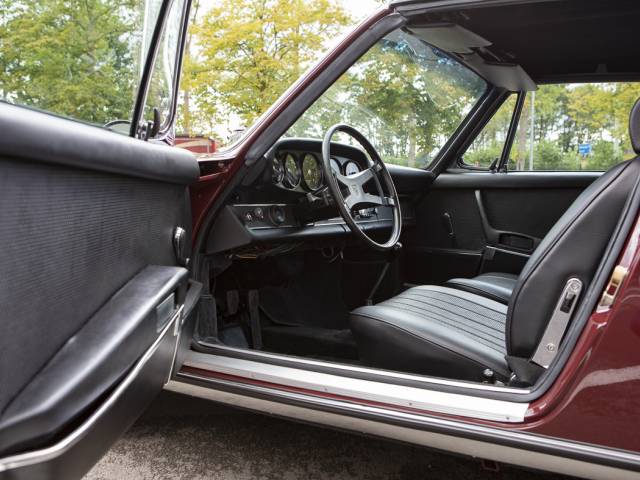 Porsche 911 2.2 S