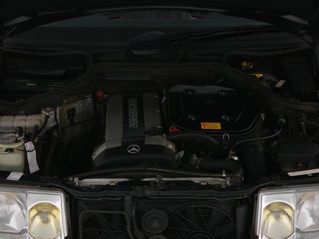 Mercedes-Benz 300 TE 24V