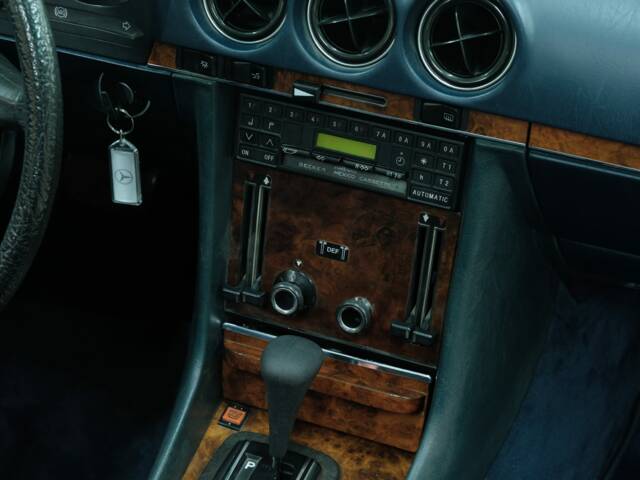 Mercedes-Benz 500 SLC