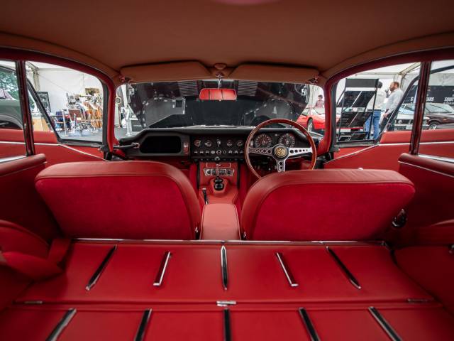 Jaguar E-Type 4.2