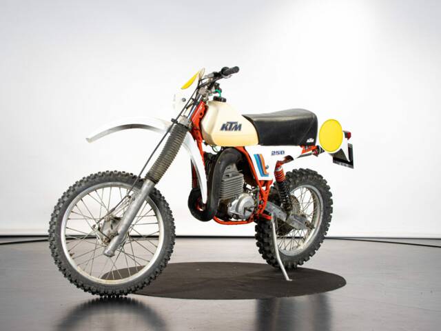 KTM GS 250