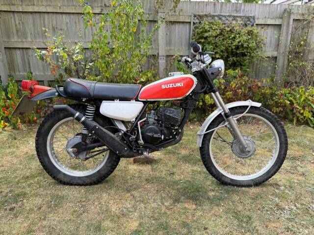 Suzuki TS 125