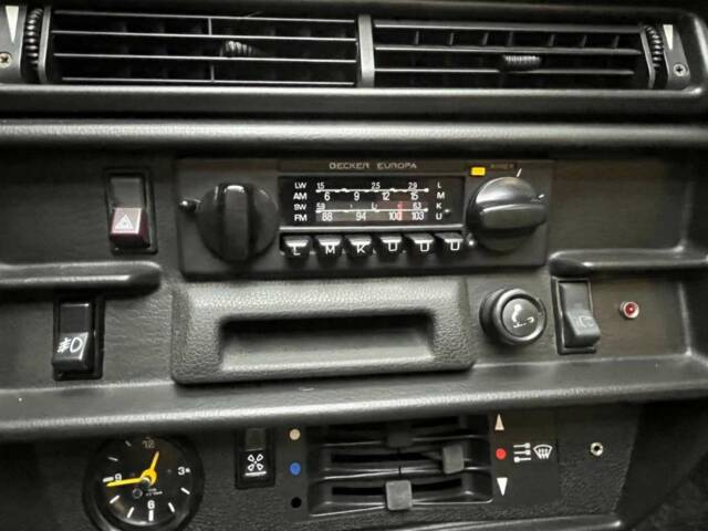 Mercedes-Benz 230 GE (SWB)