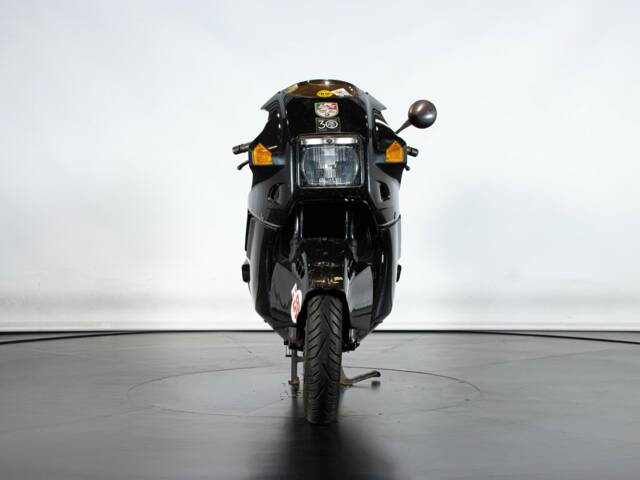 BMW K1