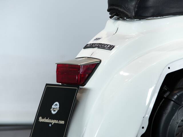 Piaggio Vespa 50 N Special