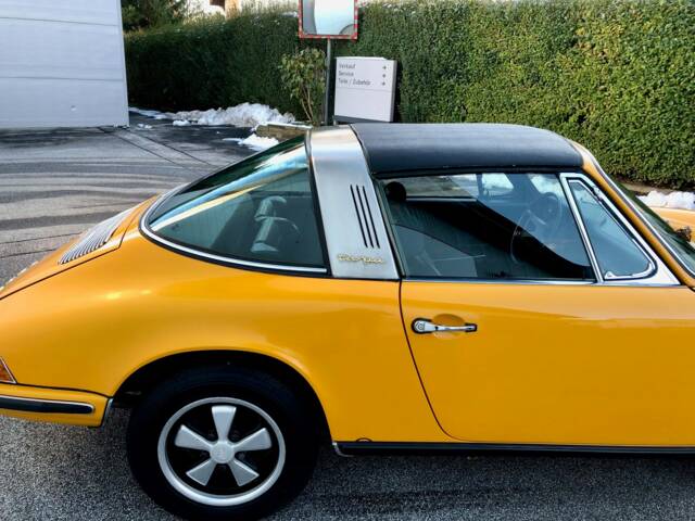 Porsche 911 2.2 T