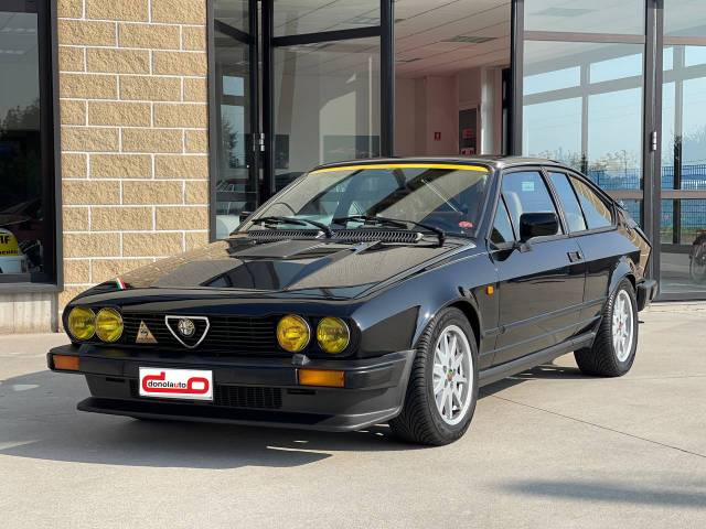 Alfa Romeo GTV 6 2.5