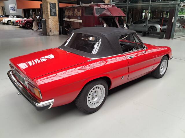 Alfa Romeo 2000 Spider Veloce