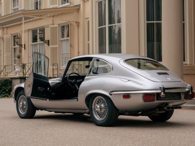 Jaguar E-Type V12 (2+2)