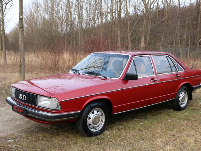 Audi 100