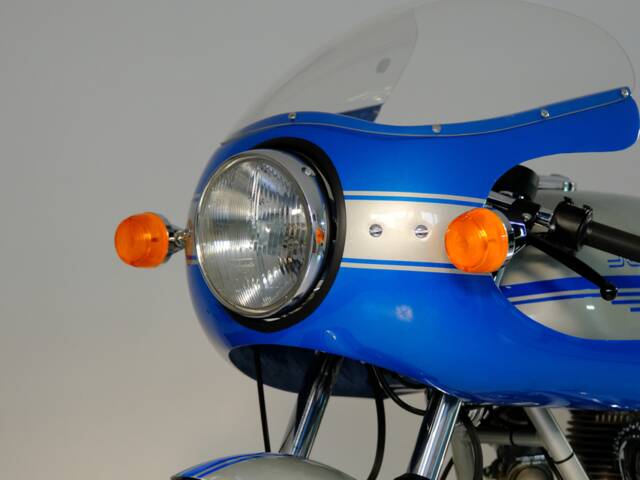 Ducati 900 SS