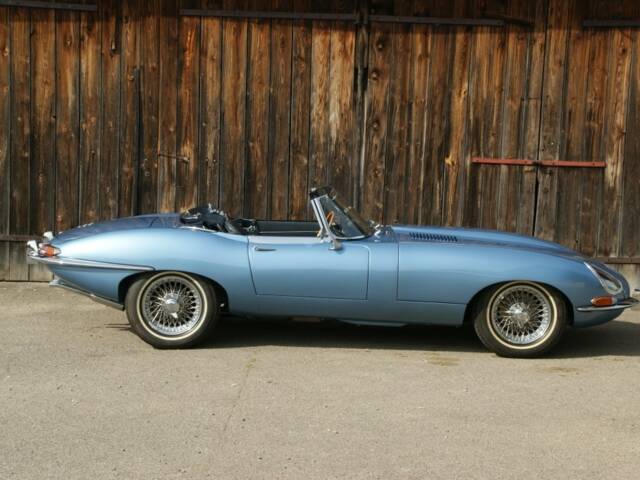 Jaguar E-Type 4.2