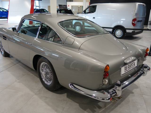 Aston Martin DB 5
