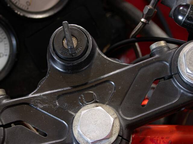 Ducati 750 Sport