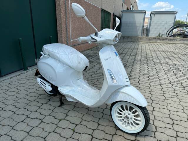 Piaggio Vespa Sprint 125 Justin Bieber