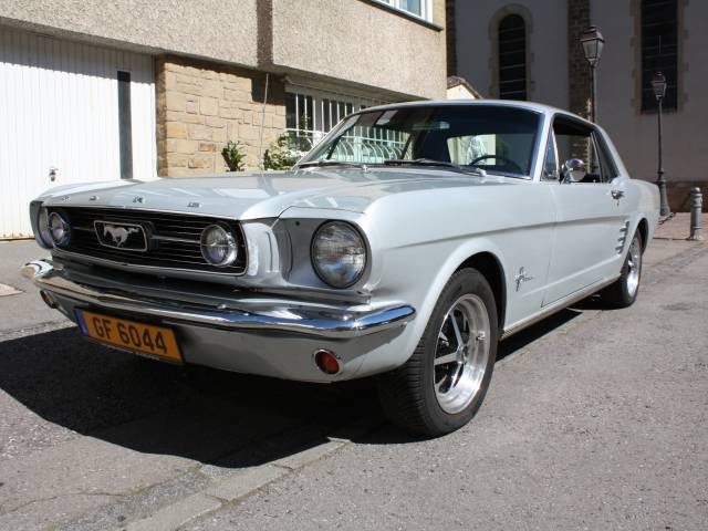 Bild 1/18 von Ford Mustang 200 (1966)