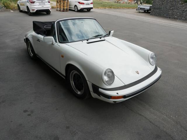 Porsche 911 Carrera 3.2