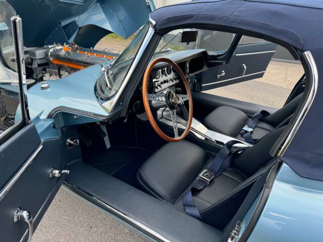 Jaguar E-Type 3.8 Flat Floor