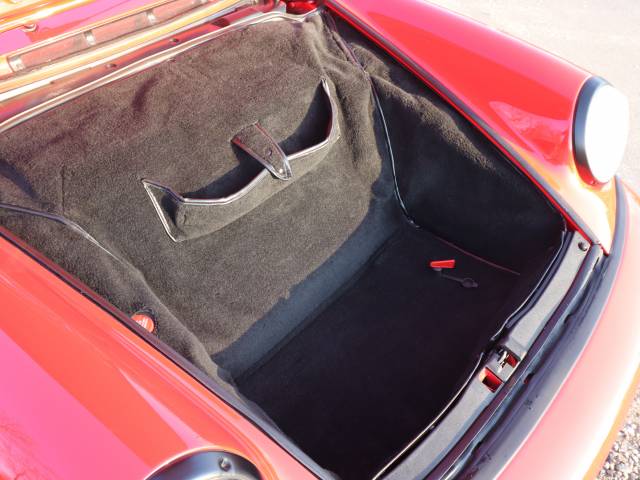 Porsche 911 Carrera 4 - Kofferraum vorne