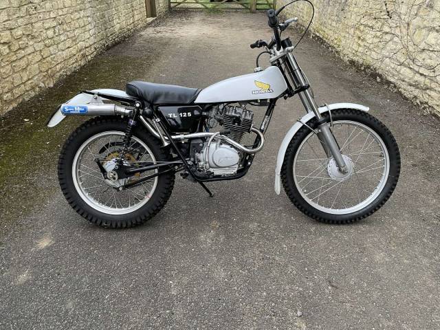 Image 1/13 of Honda DUMMY (1974)